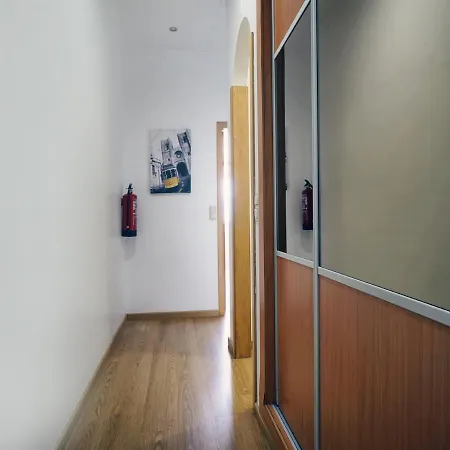 Daire Arroios 3rooms By Gt House